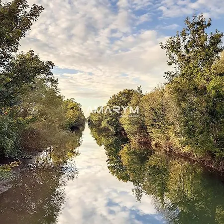 As 50 - Les Bateaux Au Bord De L'eau Apartmán